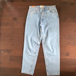 Zara jeans light washed Mom jeans